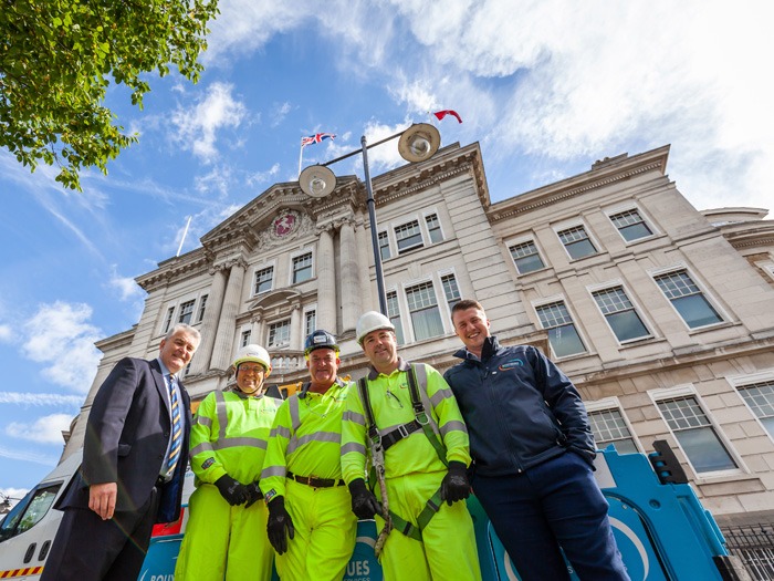 Kent Installs 100,000th LED street light arc